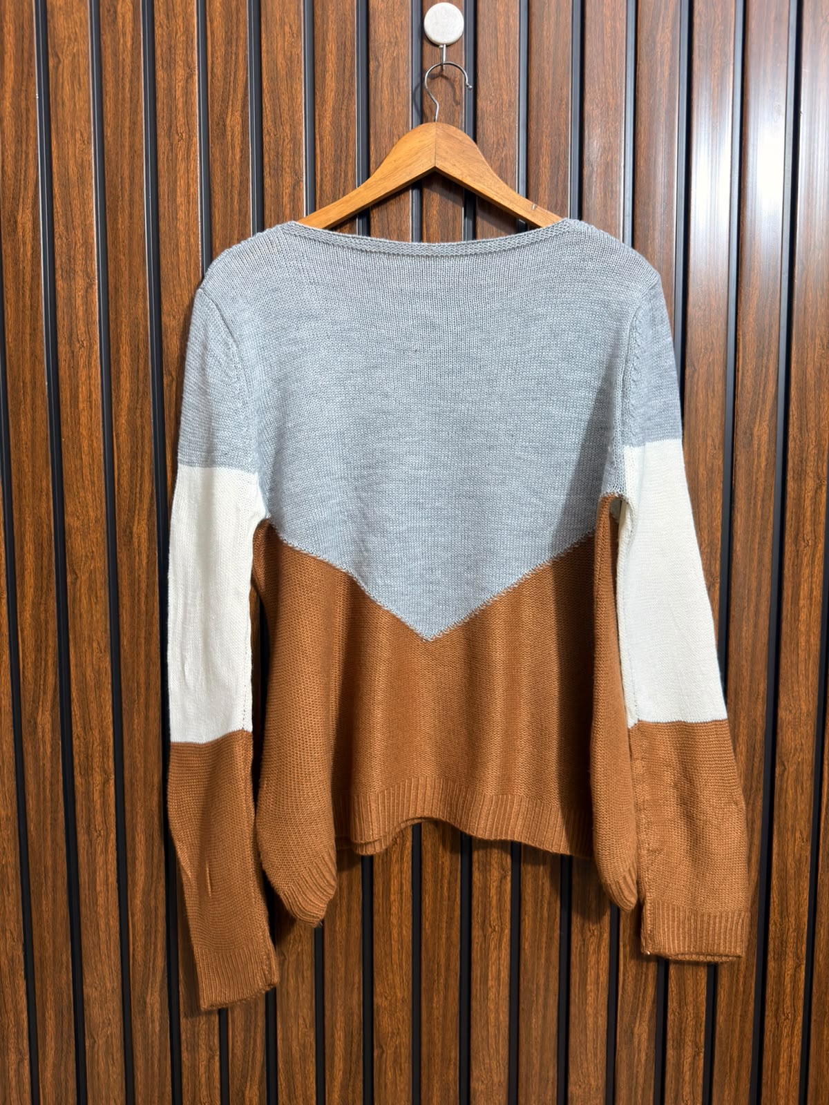 Chest 20  Lenght 24 Womens Winter Wear Sweater