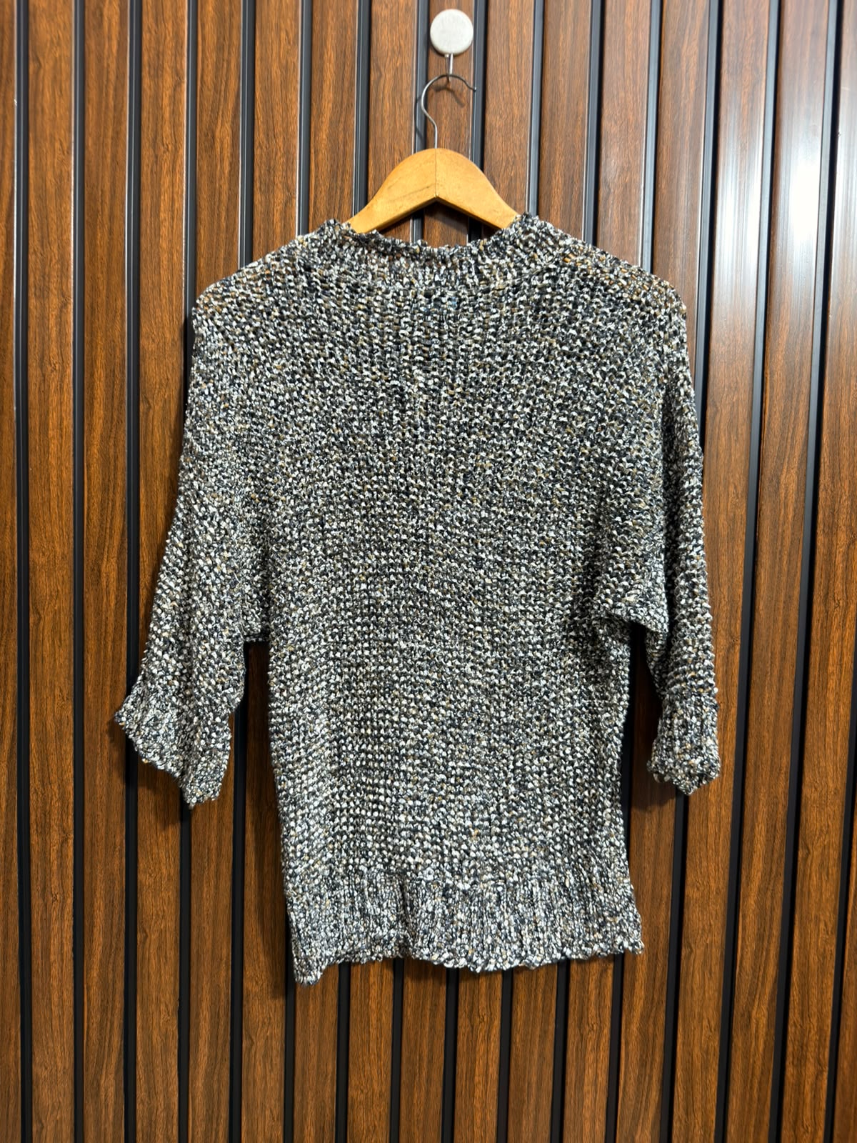 Chest 20  Lenght 24 Western Womens Warm Sweater