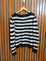 Chest 21  Lenght 26 Western Womens Sweater