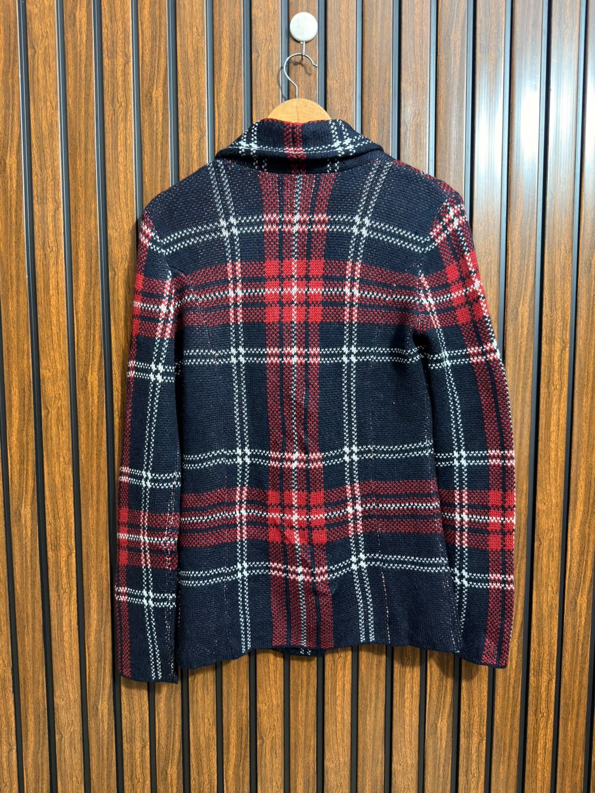 Chest 20  Lenght 27 Womens Winter Season Sweater
