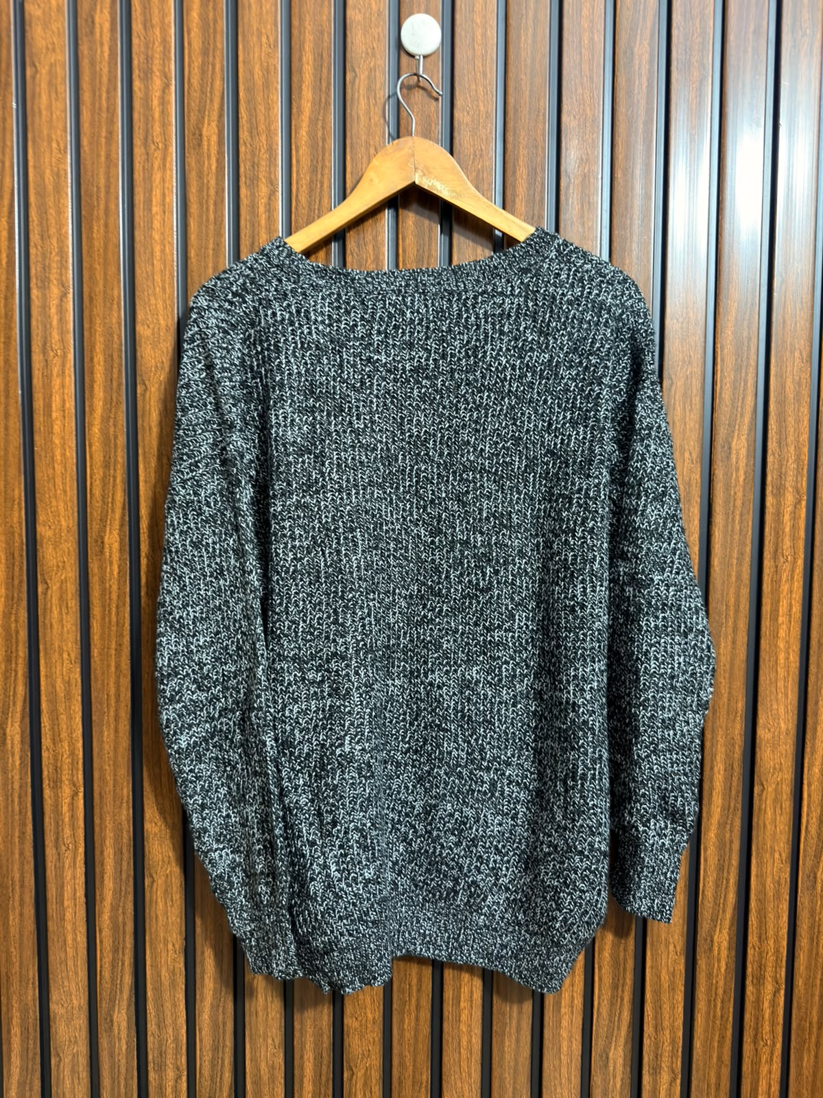 Chest 22  Lenght 27 Ladies Warm Winter Sweater