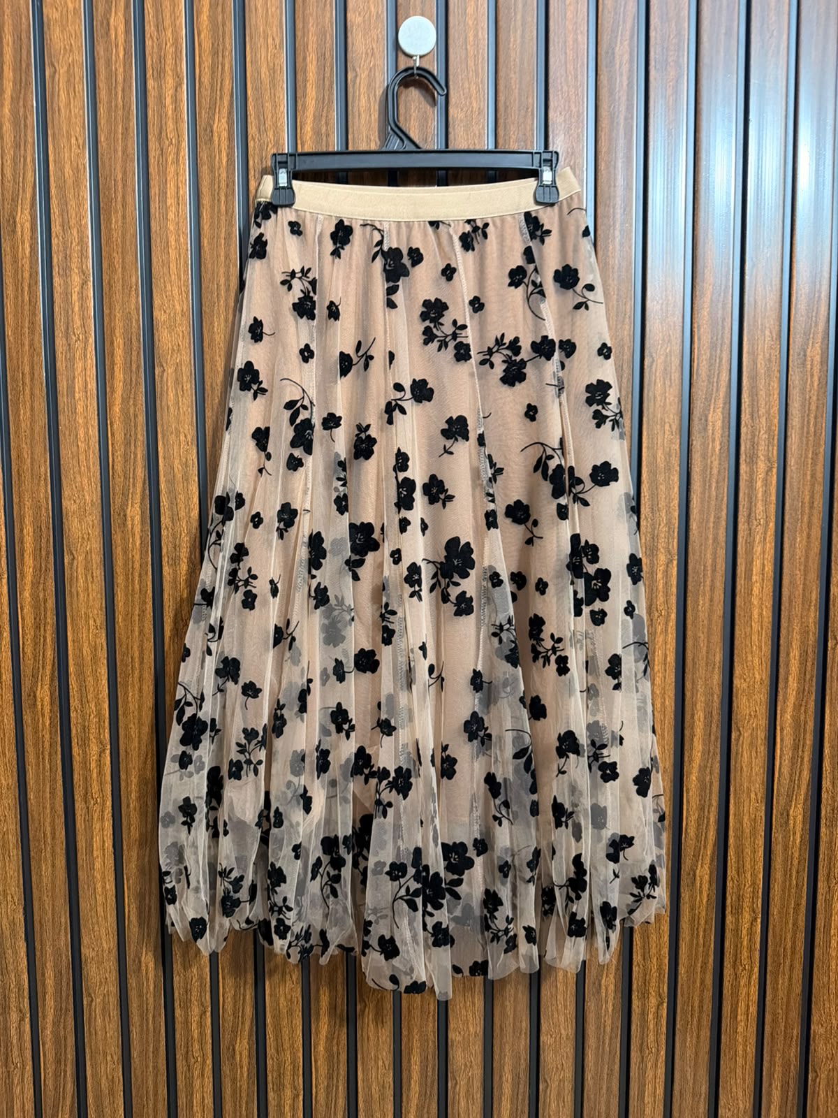 Waist 28  Lenght 30  Fabric net Branded Womens Skirt