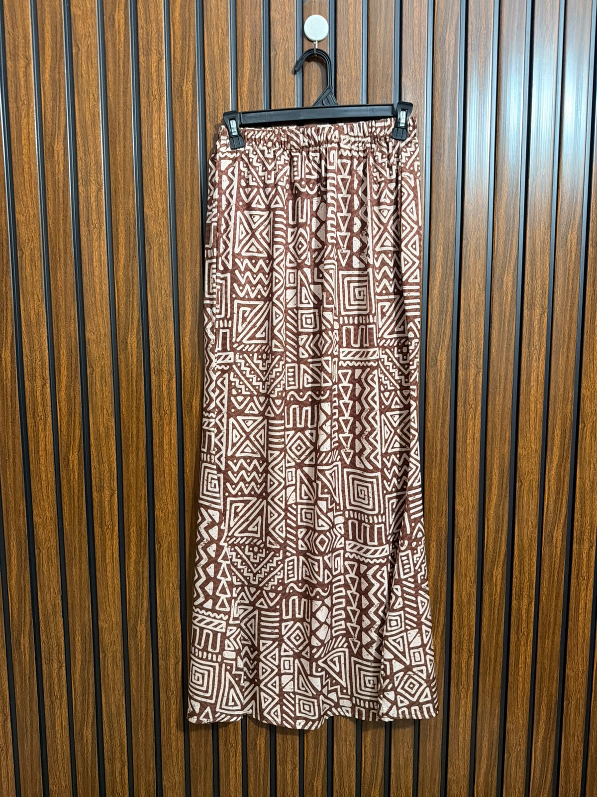 Waist 26  Lenght 39  Fabric silk Womens Skirt