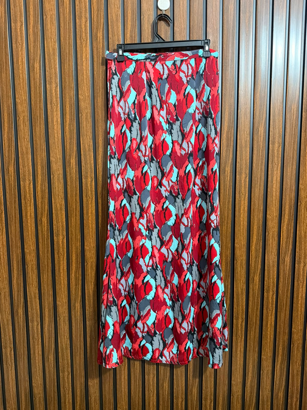 Waist 26  Lenght 41  Fabric silk Western Brand Skirt