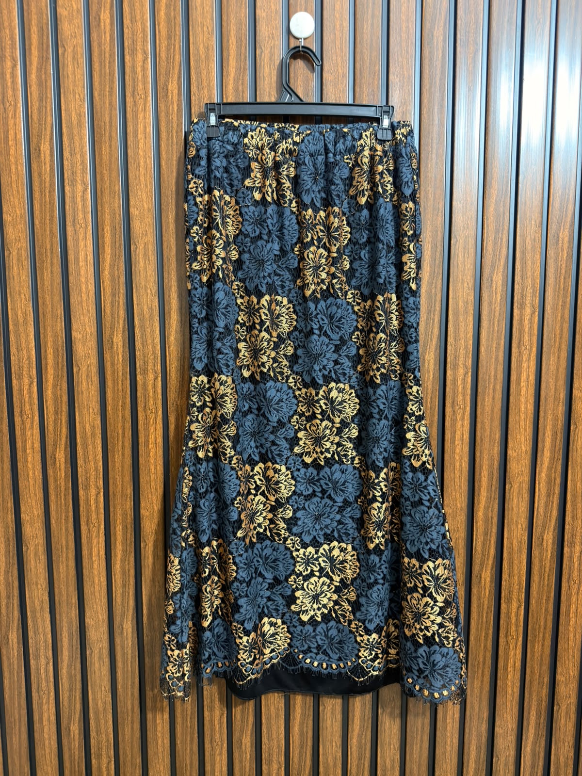 Waist 30  Lenght 35  Fabric net Branded Ladies Wear