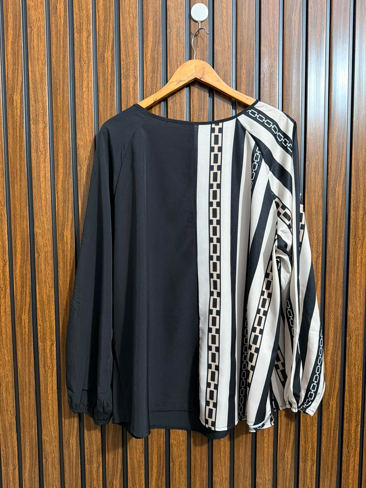Chest 25  Lenght 28  Fabric silk Branded Womens Full Sleeve Top