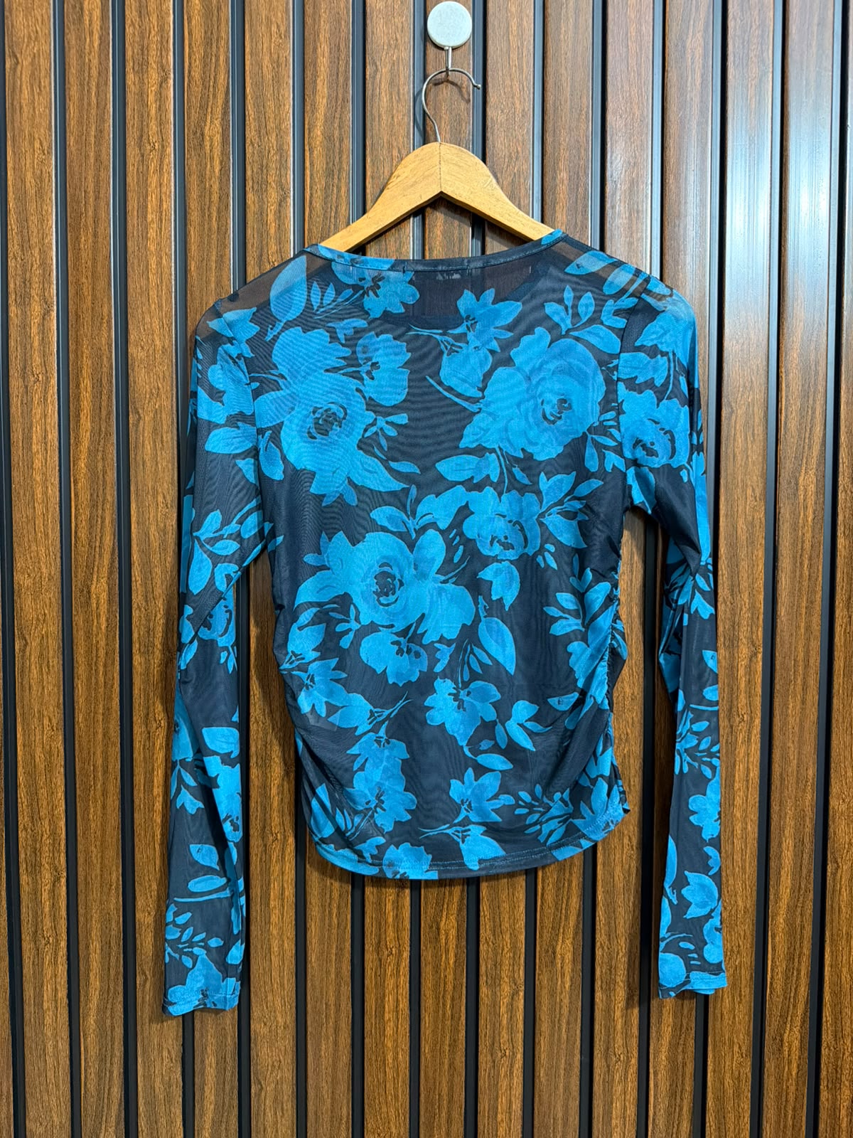 Chest 19  Lenght 20  Fabric net Branded Womens Full Sleeve Tops
