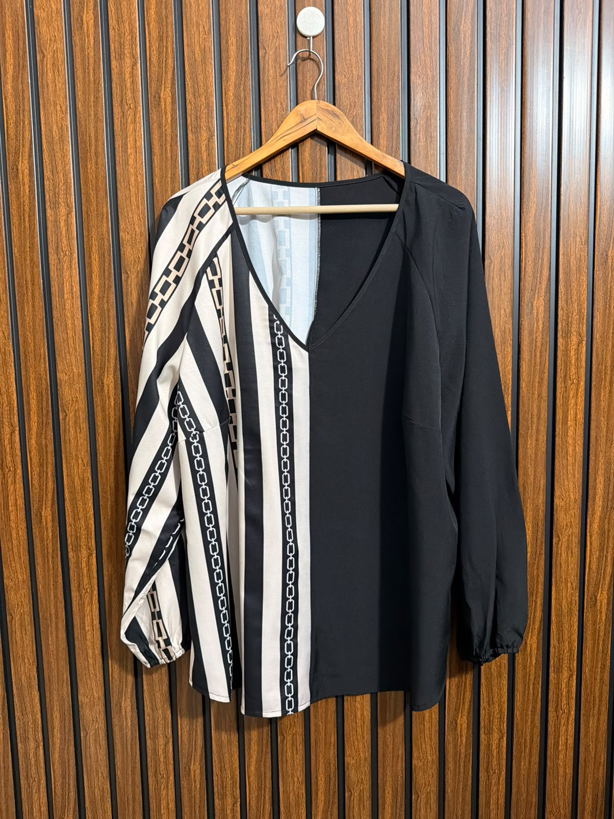 Chest 25  Lenght 28  Fabric silk Branded Womens Full Sleeve Top