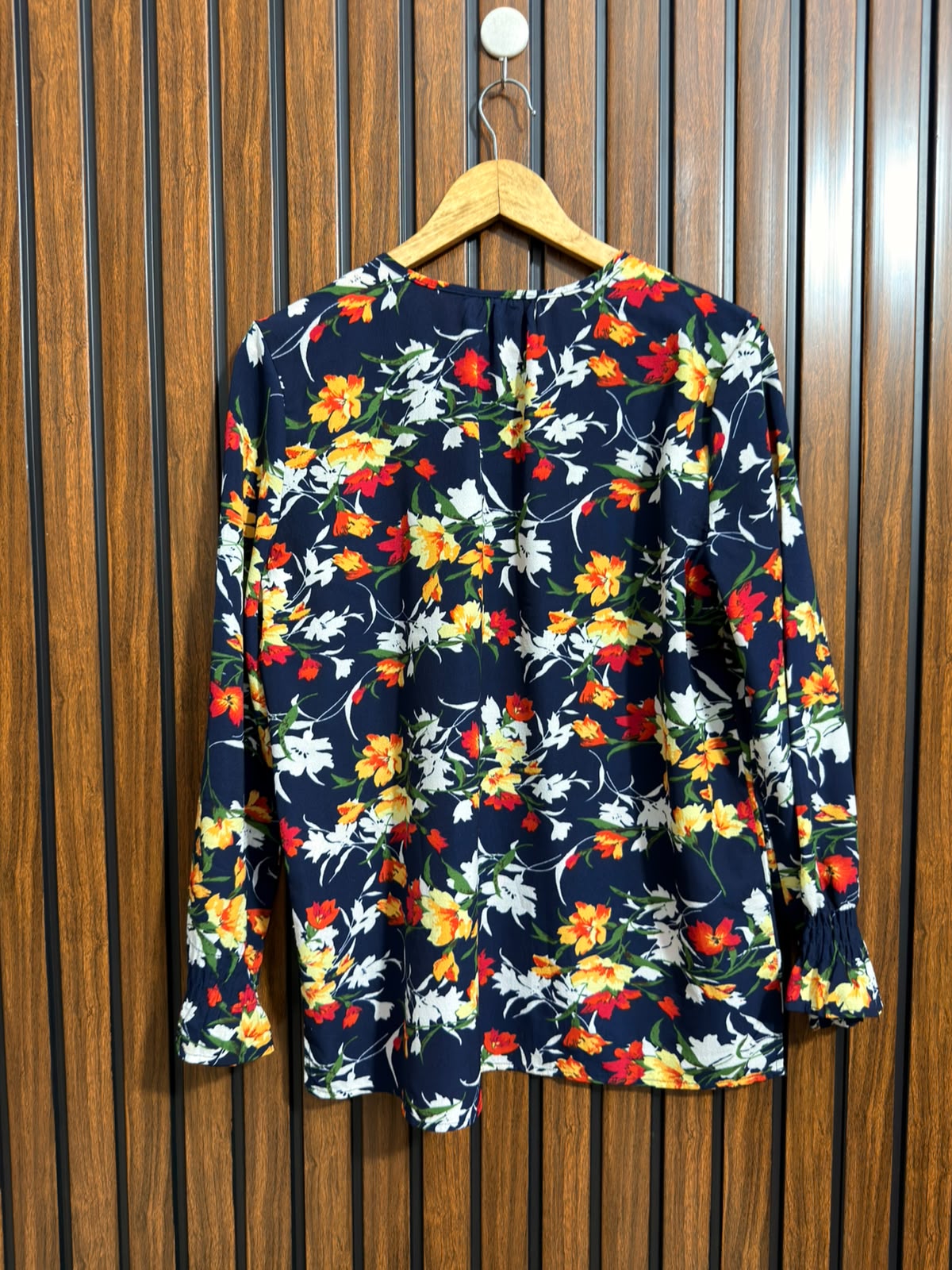 Chest 19  Lenght 24 to 26  Fabric Georgette Branded Ladies Full Sleeve Tops