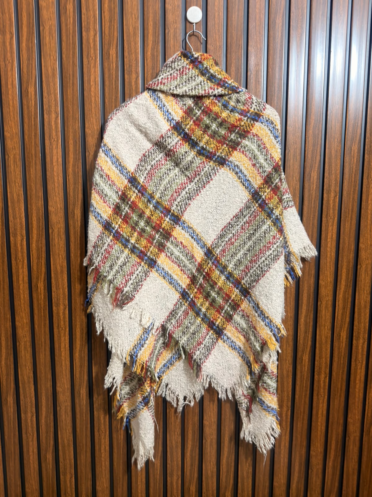 Ladies Classic Shawl