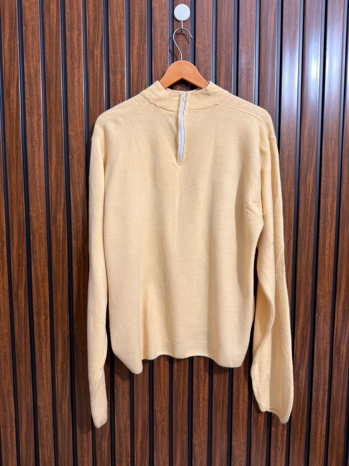 Chest 22  Length 23 Womens Winter Top Style