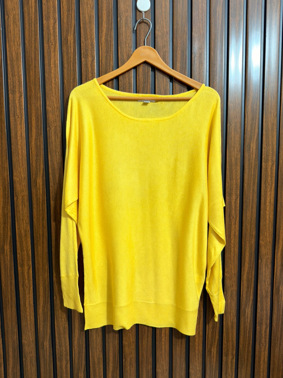 Chest Medium Baggy Style  Length 28 Ladies Winter Top Wear