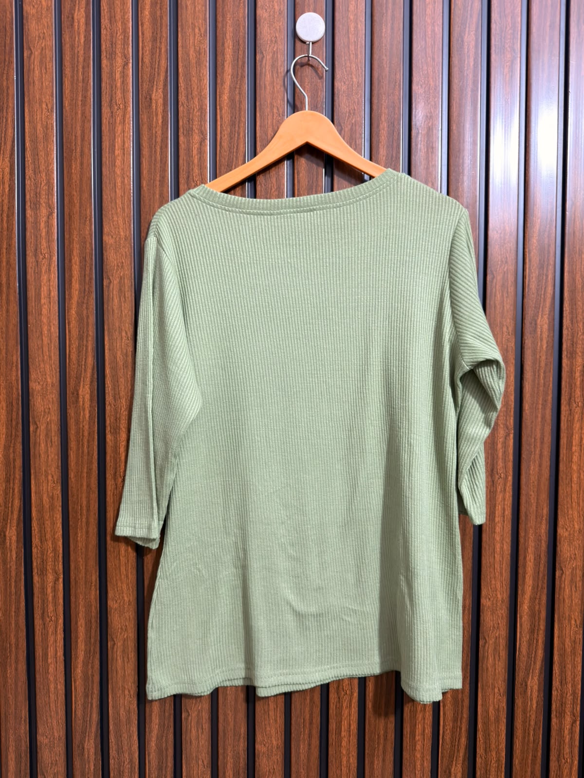 Chest 22  Lenght 26 Womens Winter Top Edition