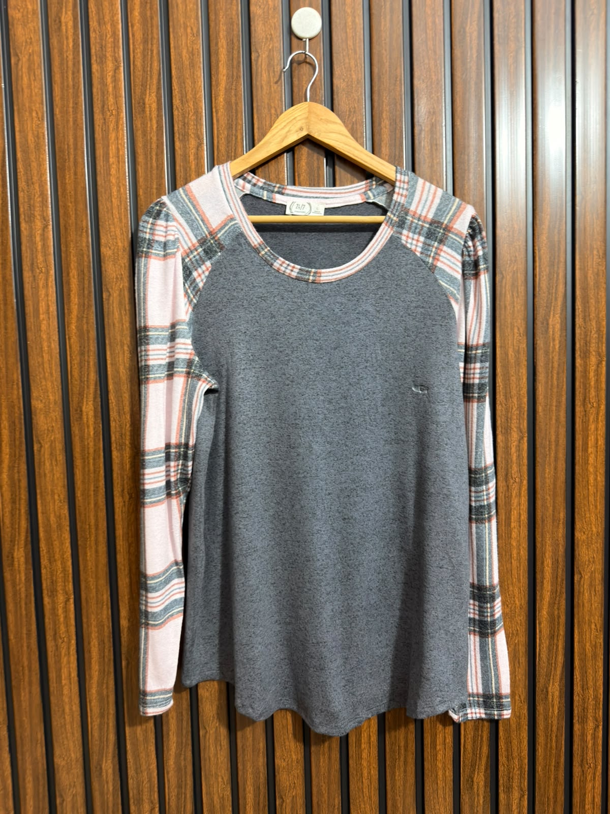 Chest 21  Lenght 27 Branded Winter Top Wear