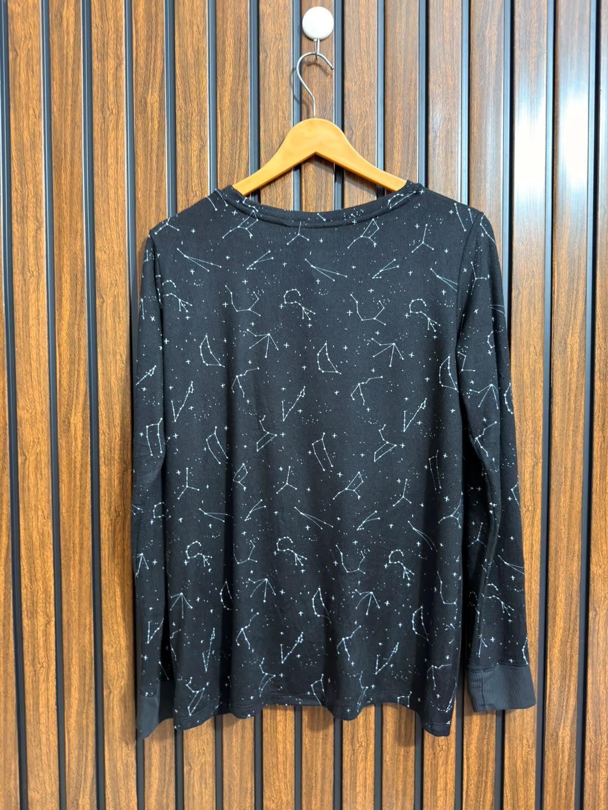 Chest 20  Length 24 Womens Winter Top Collection
