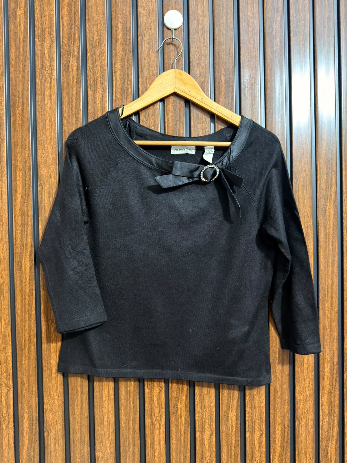 Chest 17  Lenght 19 Womens Winter Top Line