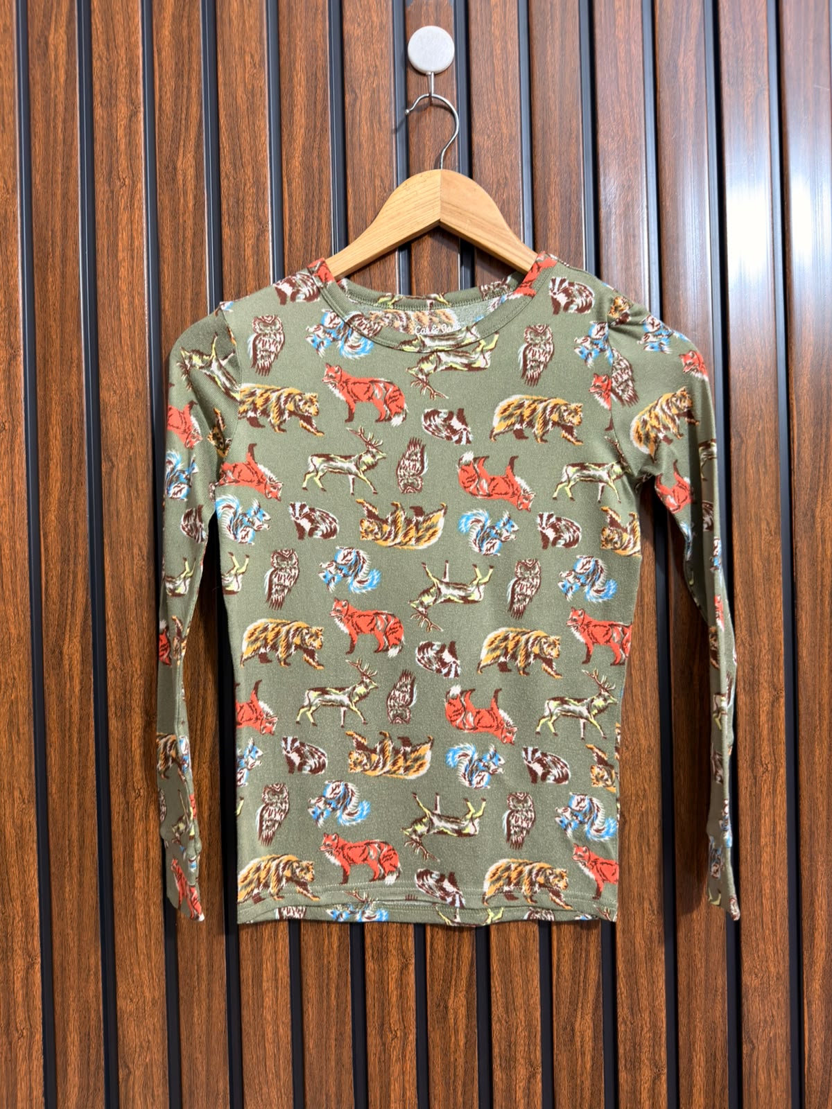 Chest 15  Length 19 Western Branded Womens Winter Top