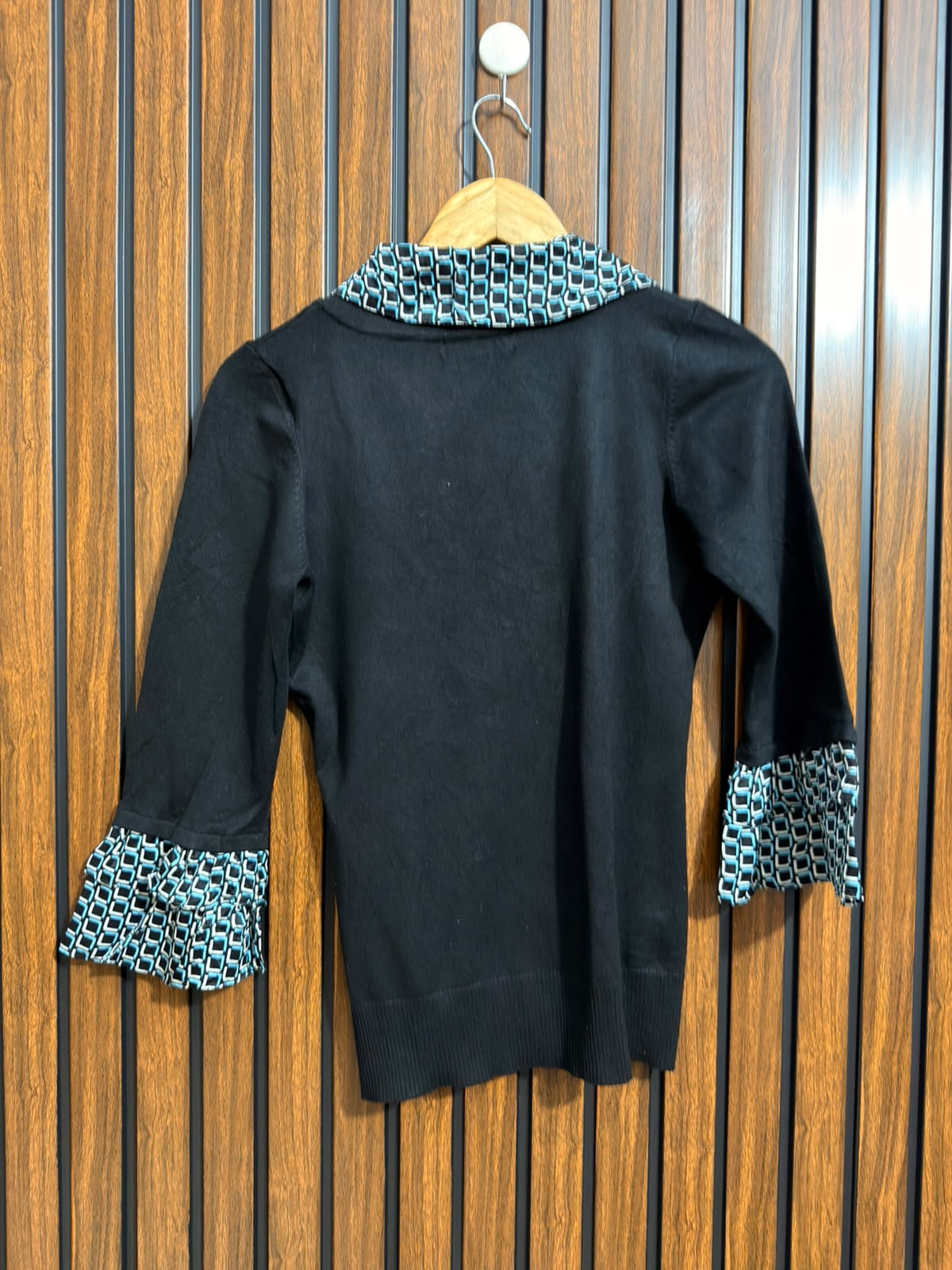 Chest 18  Lenght 22 Ladies Winter Tops