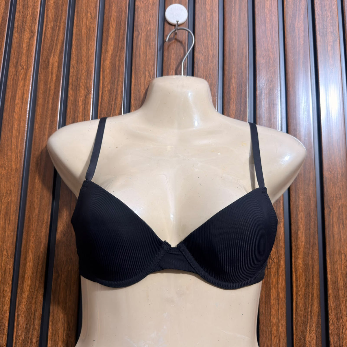 Chest medium Ladies Bra Range
