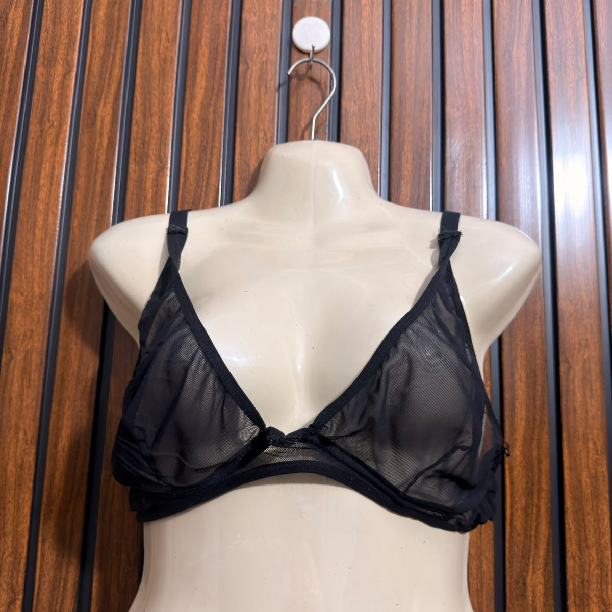Size 90C Ladies Bra Collection