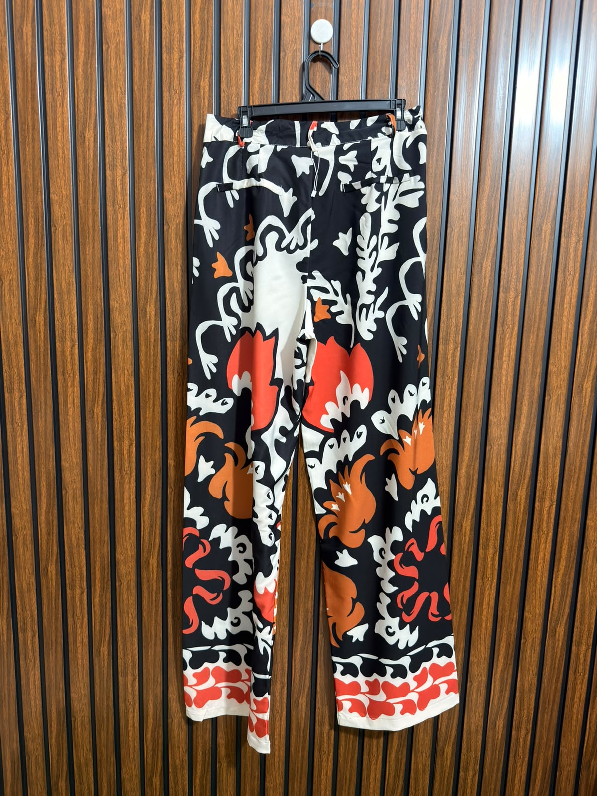 Waist 32  Lenght 46  Fabric silk Branded Western Trouser
