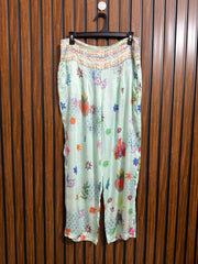 Waist 32  Length 37  Fabric silk Ladies Womens Western Trouser