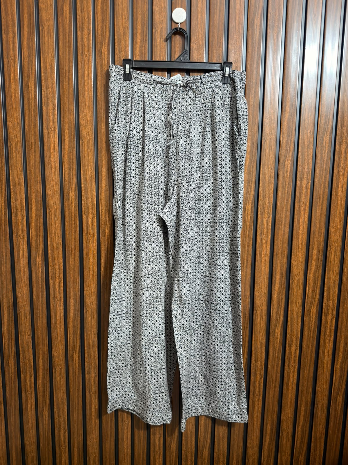 Waist 30  Lenght 40  Fabric Georgette Ladies Exclusive Trouser