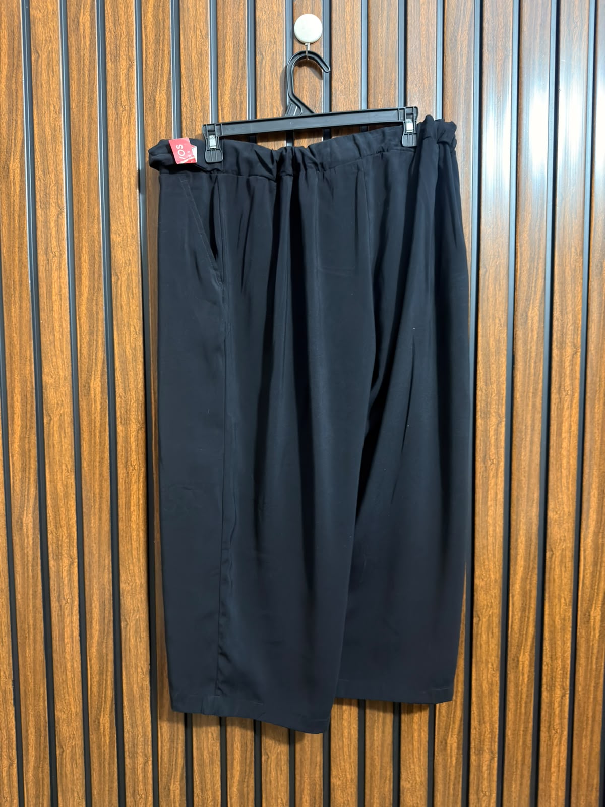 Waist 34  Lenght 31  Fabric silk Womens Trouser Collection