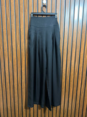 Waist 30  Length 43  Fabric silk Ladies Premium Trouser
