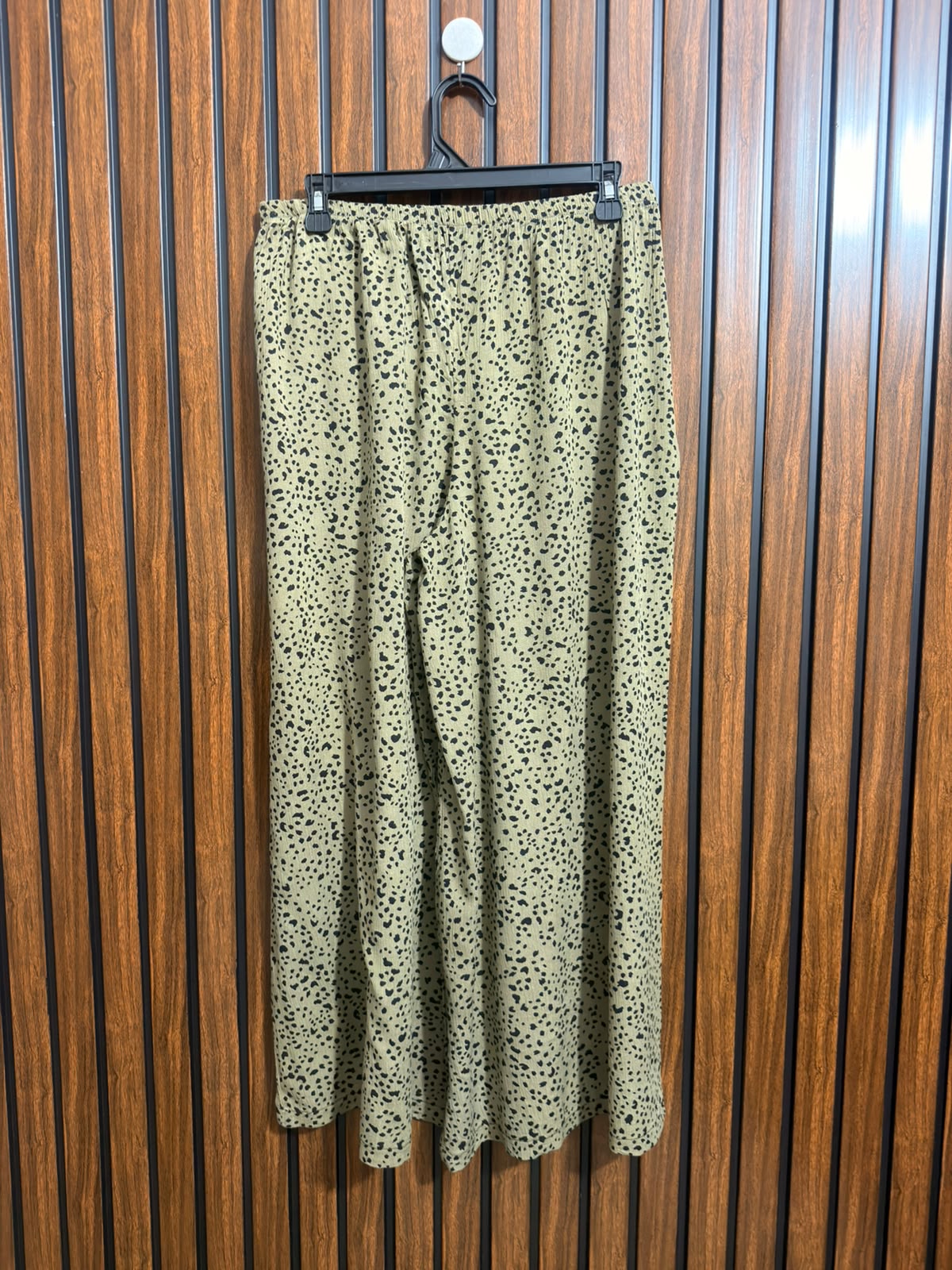 Waist 34  Lenght 35  Fabric rayon Branded Womens Daily Trouser