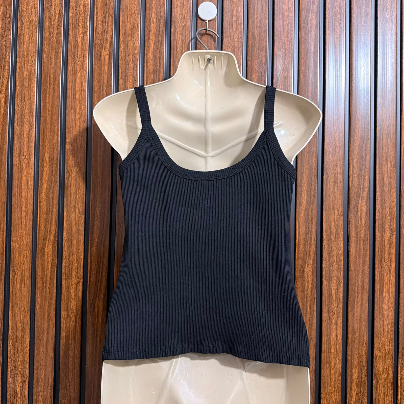 Chest 19  Lenght 19  Fabric jersey Branded Womens Wear Crop Top
