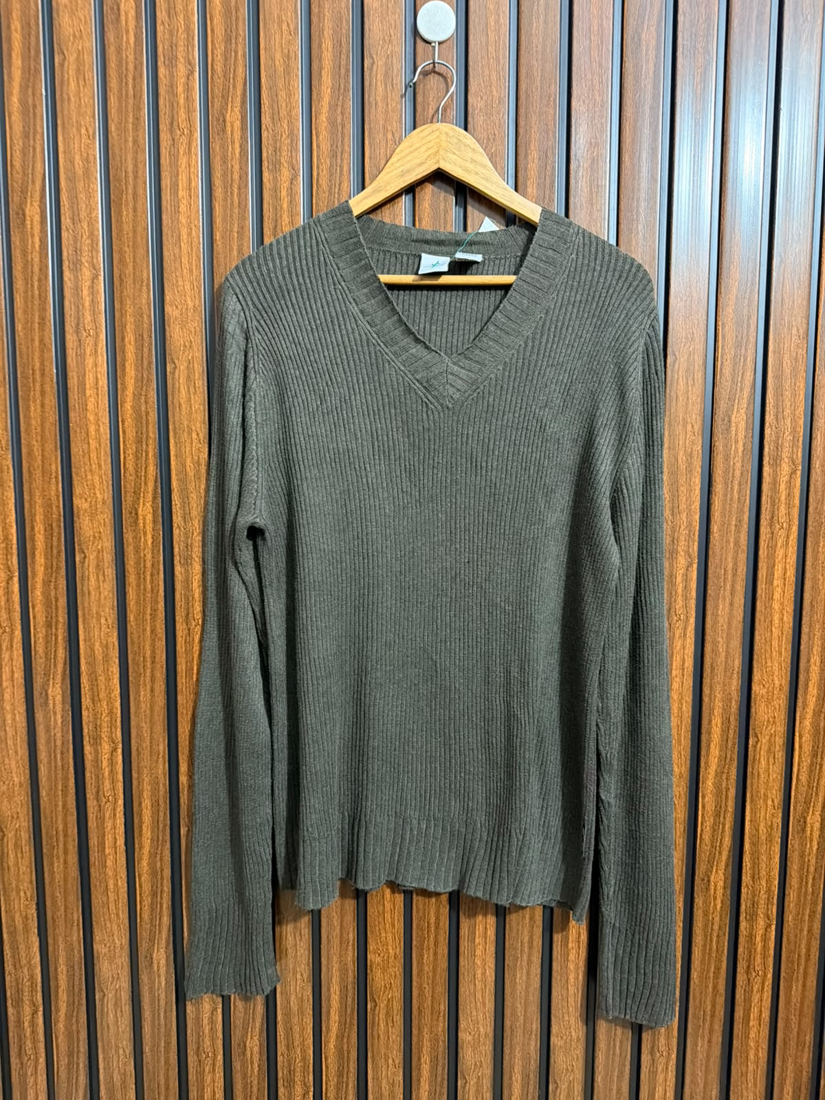 Chest 22  Lenght 27 Imported Womens Sweater