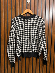Chest medium  baggy style  Lenght 22 Womens Daily Sweater
