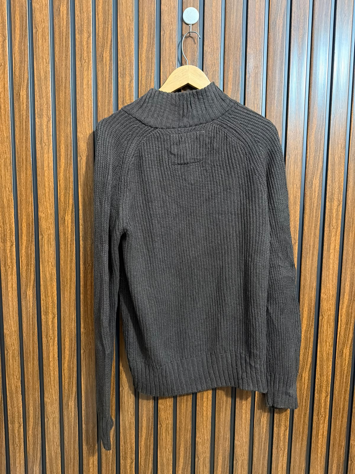 Chest 21  Lenght 26 Womens Branded Sweater Range