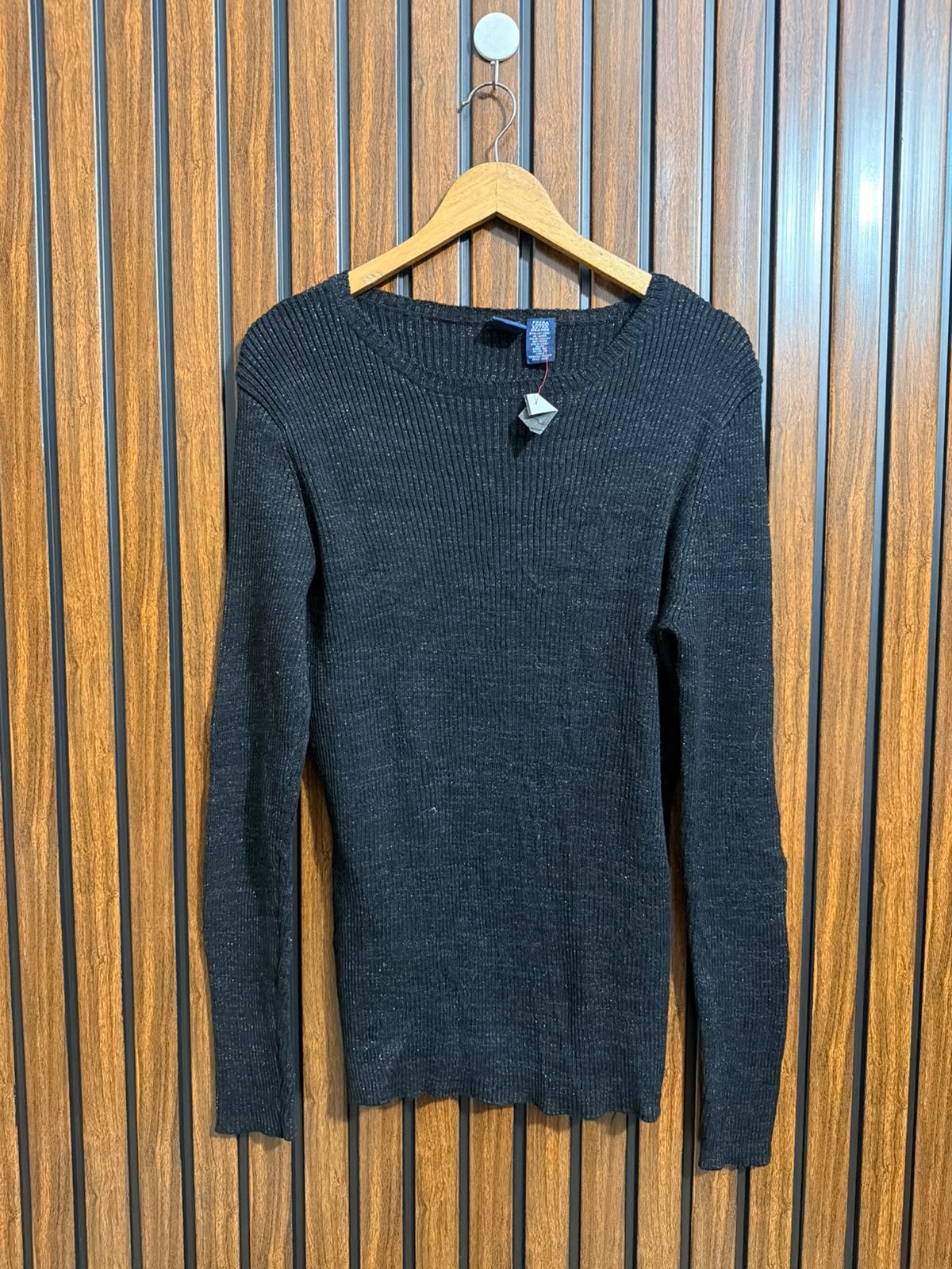 Chest 21  Lenght 27 Womens Sweater Range