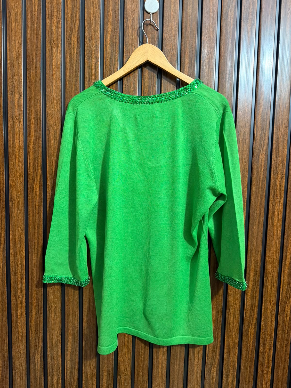 Chest 21  Lenght 26  Ladies New Sweater