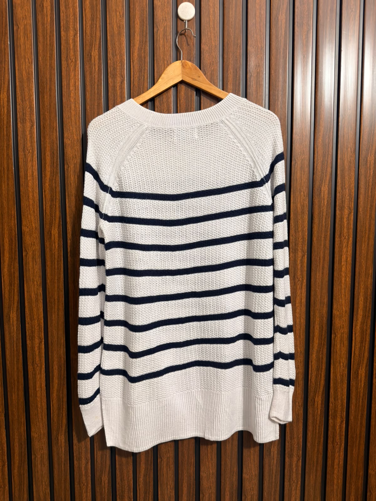 Chest 20  Lenght 28 to 30 Womens Simple Sweater