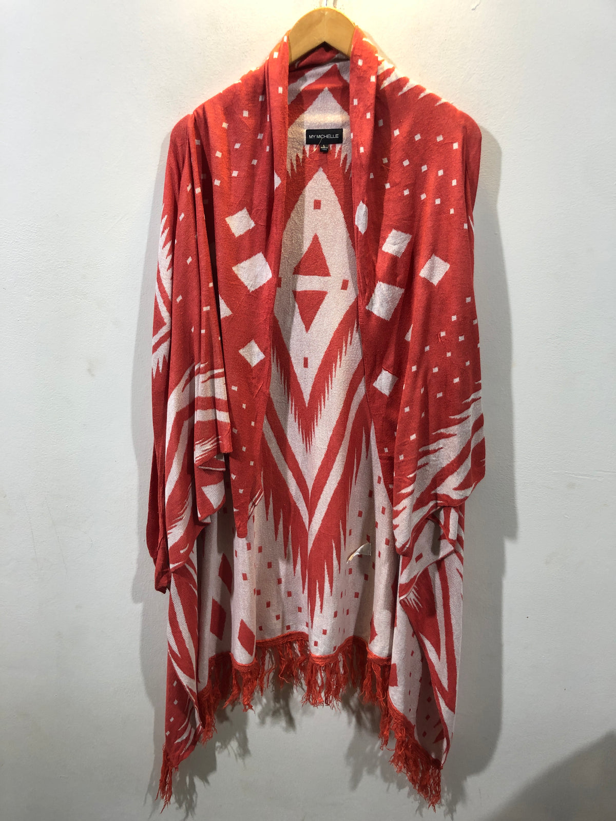 Western Elegance: Cozy Women’s Winter Shrugs