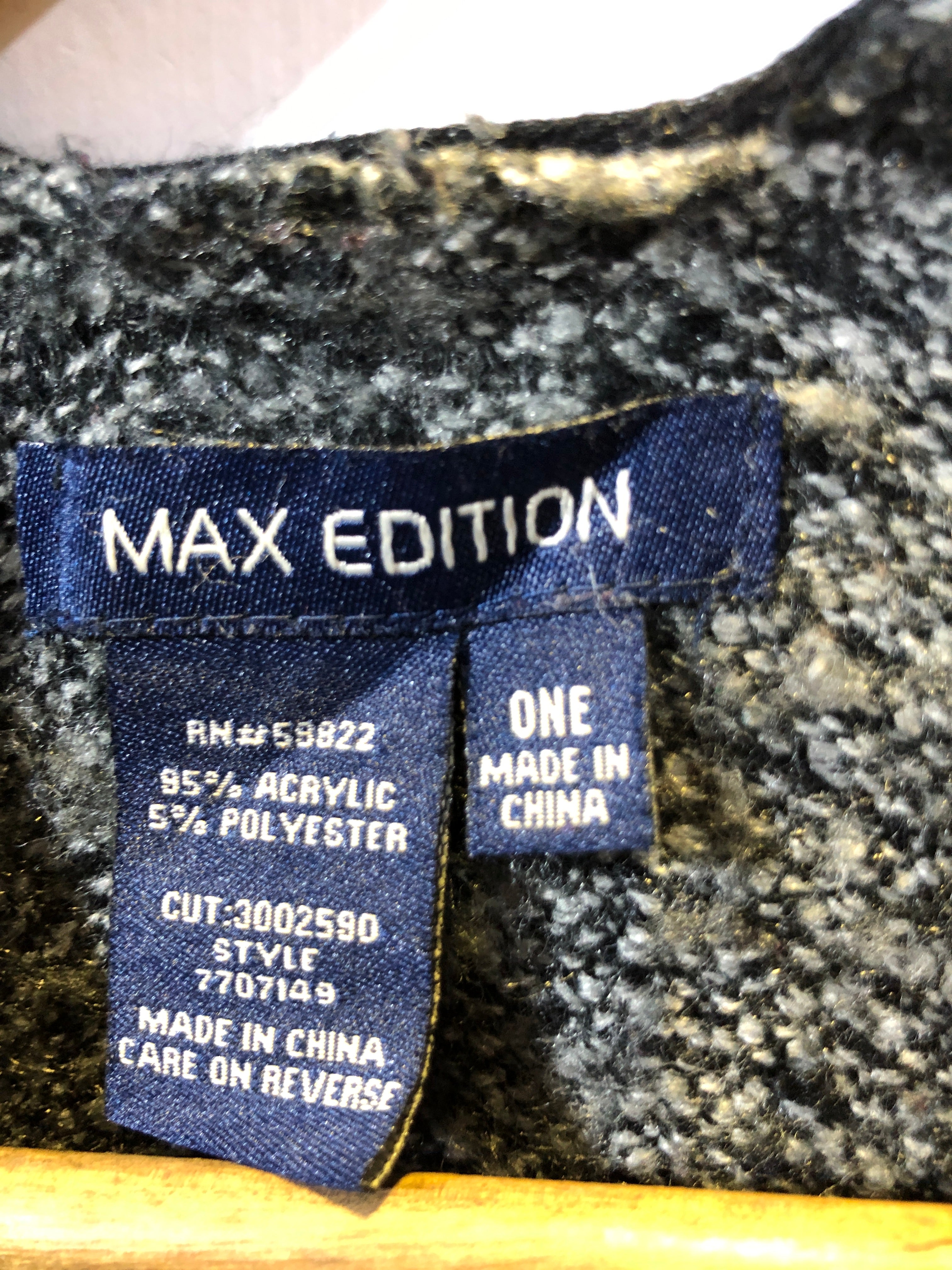 Frontier Threads Shawl Boutique