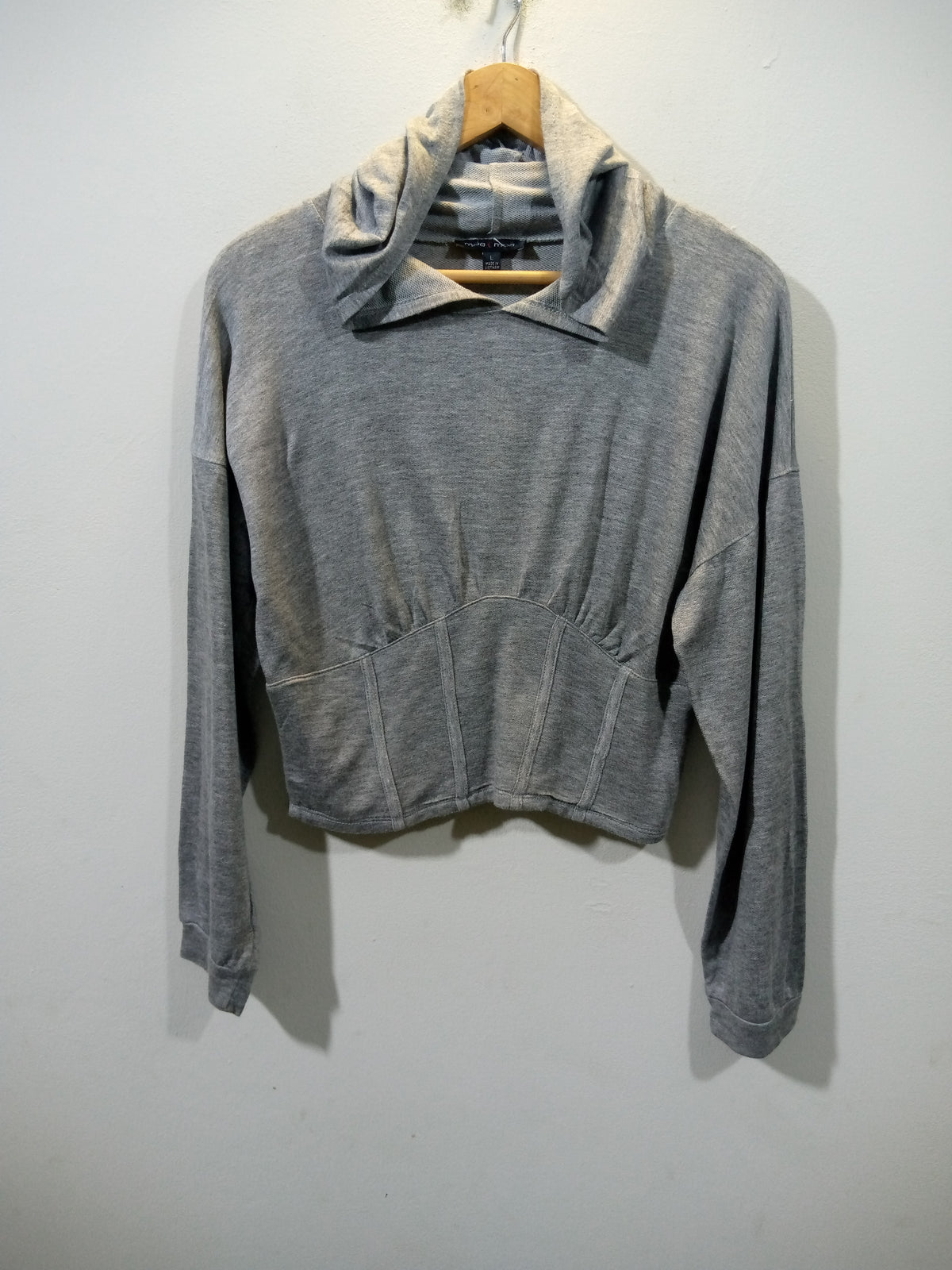 Western Essence: Full Sleeve Hoodies for Her