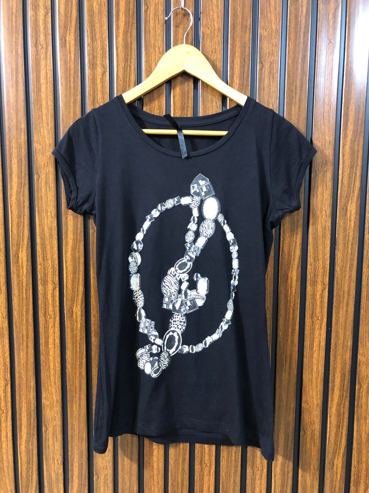 Chest 18  Length 25 Fashion Game Strong – Tees