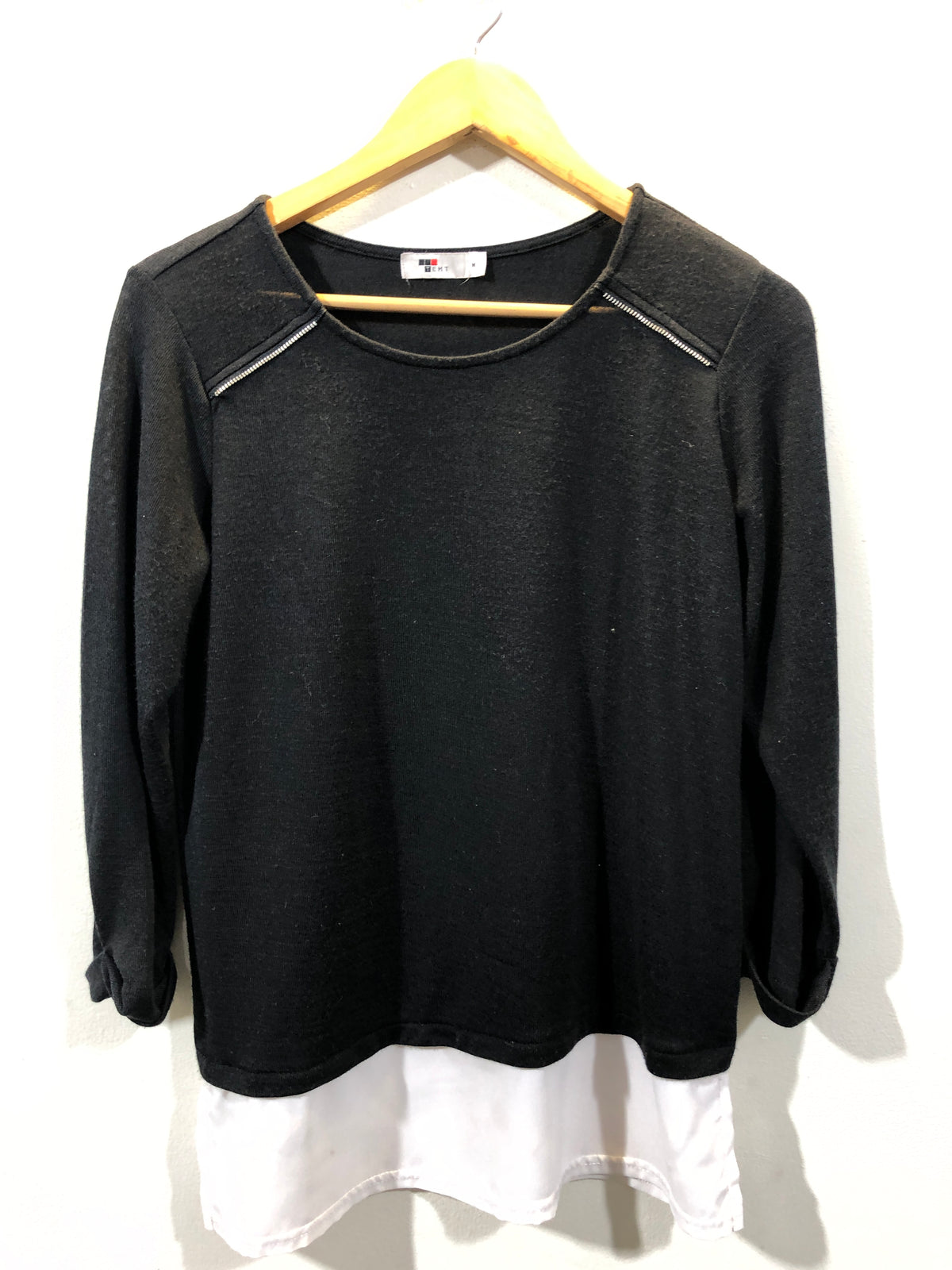 Stylish Western branded tops for women’s winter wardrobe