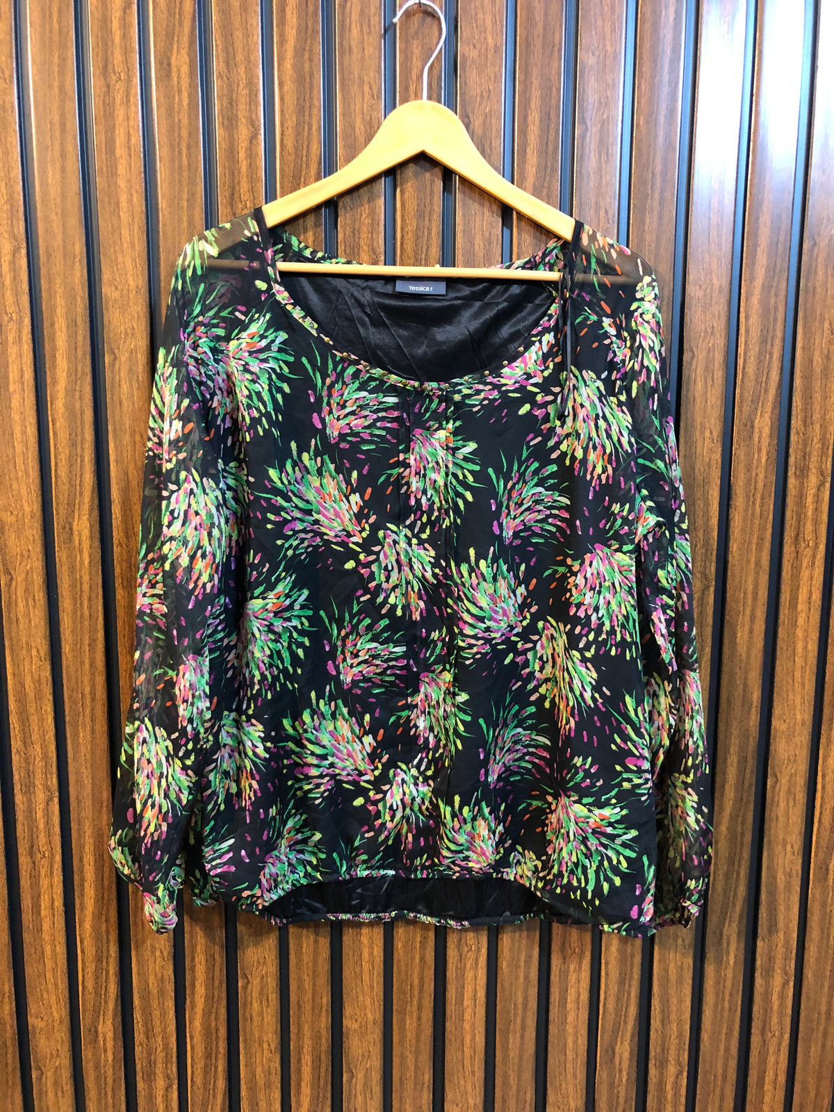 chest 22  lenght 25  fabric silk New Arrival Women Tops