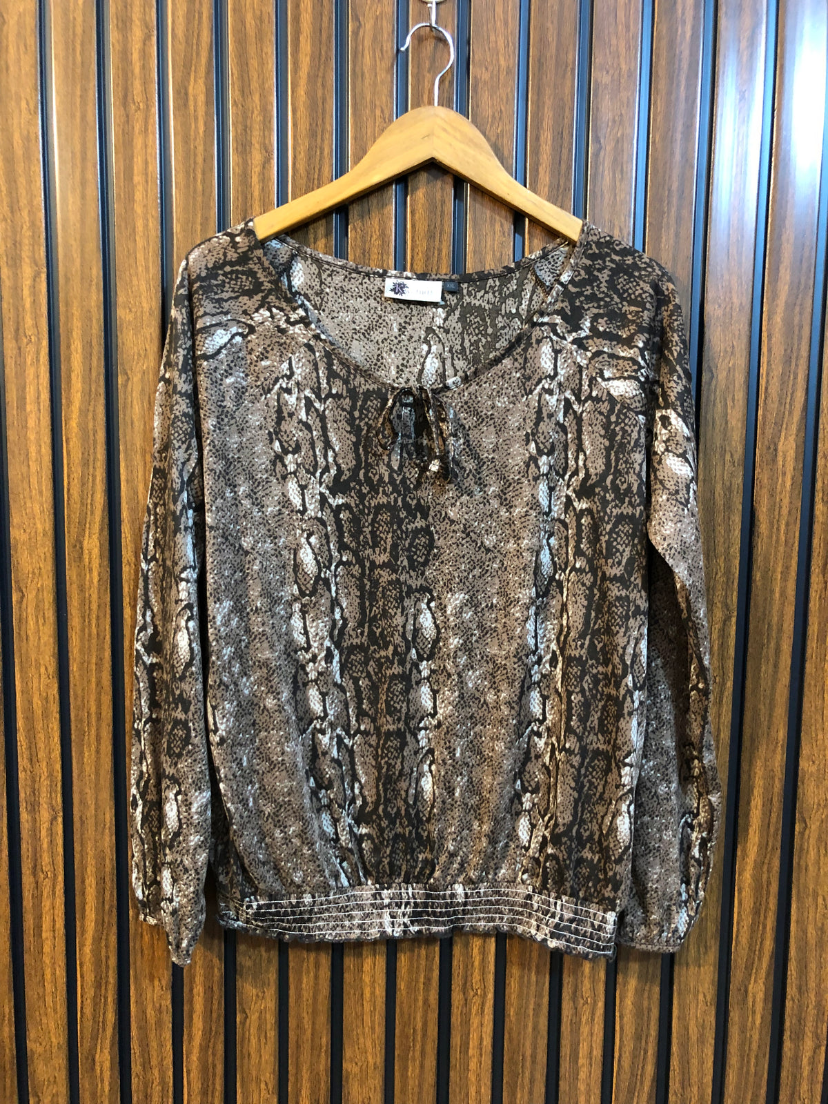 chest 22  lenght 24  fabric jersey Western Style Tops