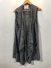 Stylish Western Women’s Shrugs to Keep You Warm