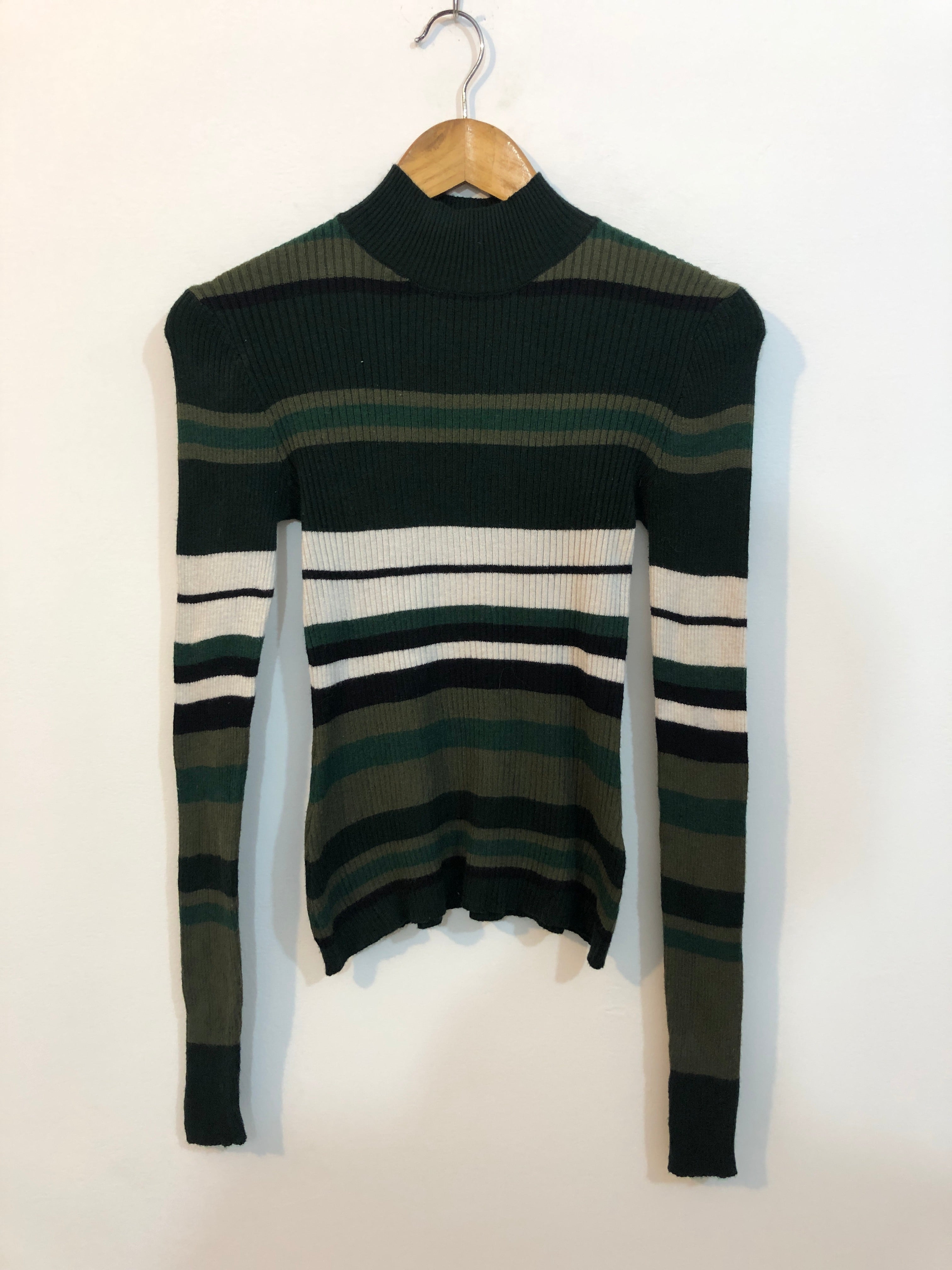 Chest 17  Length 22 Imported Women Winter Casual Top