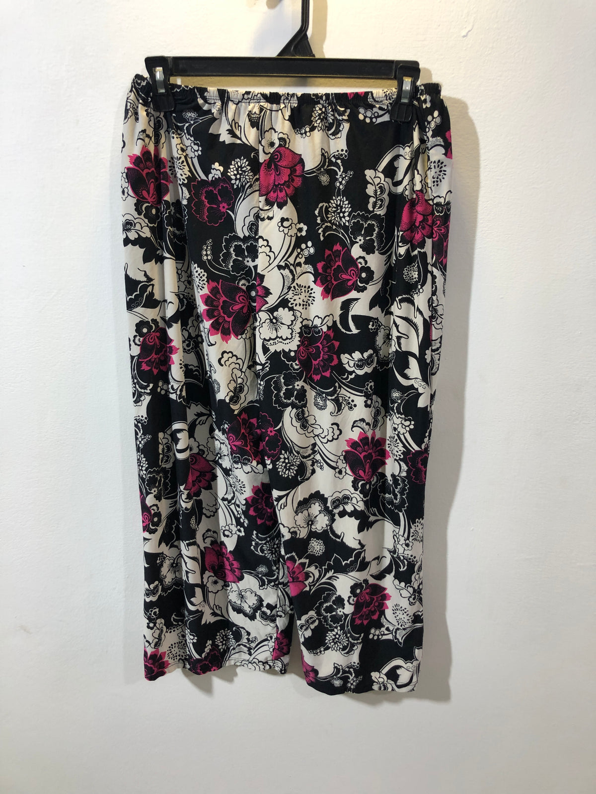 Chic Meets Western: Perfect-Fit Trousers
