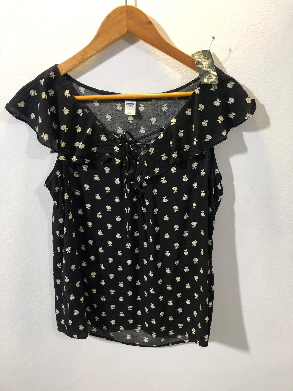Country Charm: Women's Sleeveless Western Shirt