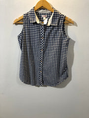 Classic Western Sleeveless Button-Up for Women